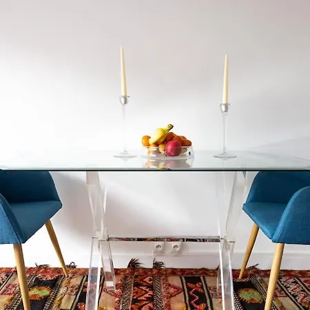 Peaceful Nest Shelter Close To Montmartre Apartment *