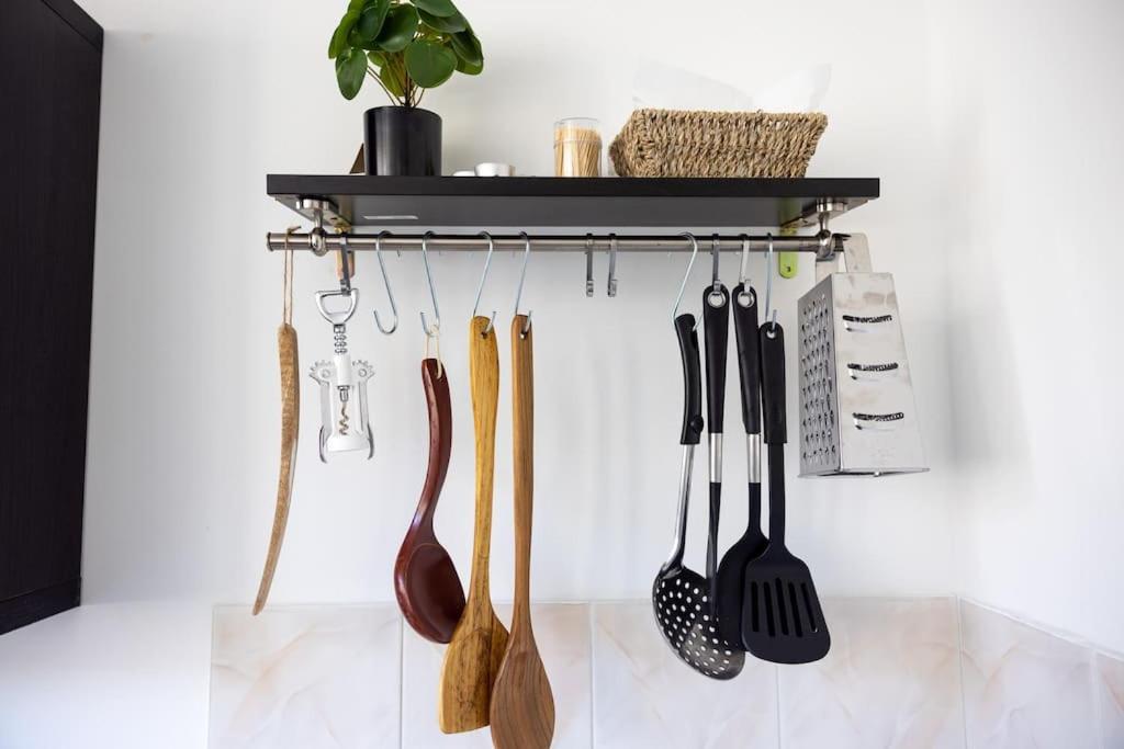 Peaceful Nest Shelter Close To Montmartre Appartamento *